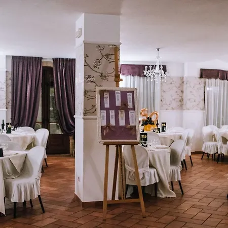 La Corte Fermo